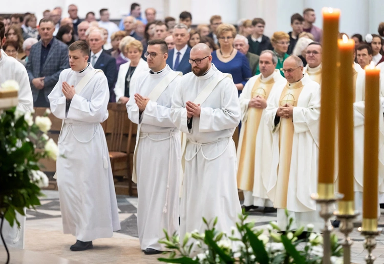 Święcenia prezbiteratu w katowickiej katedrze Chrystusa Króla