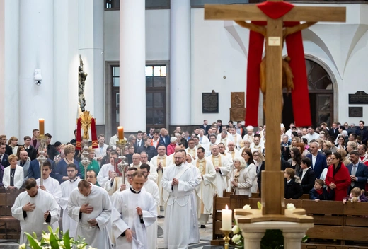 Święcenia prezbiteratu w katowickiej katedrze Chrystusa Króla
