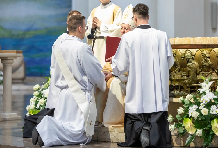 Święcenia prezbiteratu w katowickiej katedrze Chrystusa Króla
