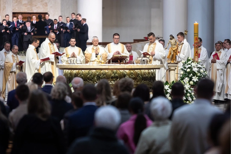 Święcenia prezbiteratu w katowickiej katedrze Chrystusa Króla