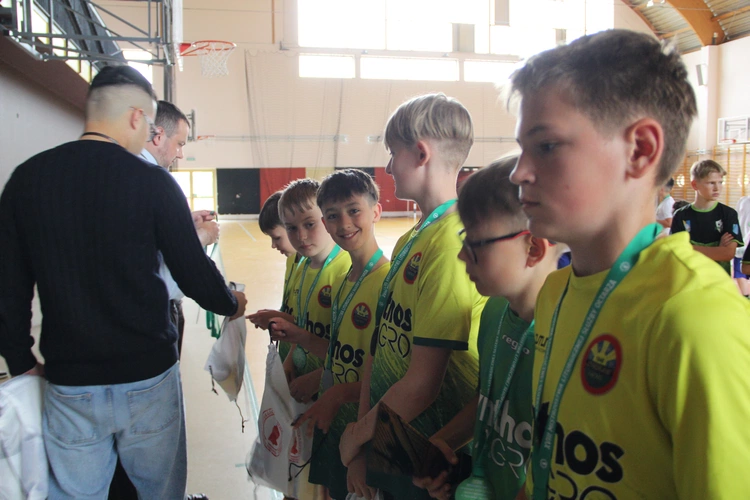 Brzesko. Diecezjalne rozgrywki LSO w piłce nożnej halowej 2025
