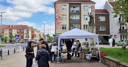 Namiot spotkania w centrum Koszalina