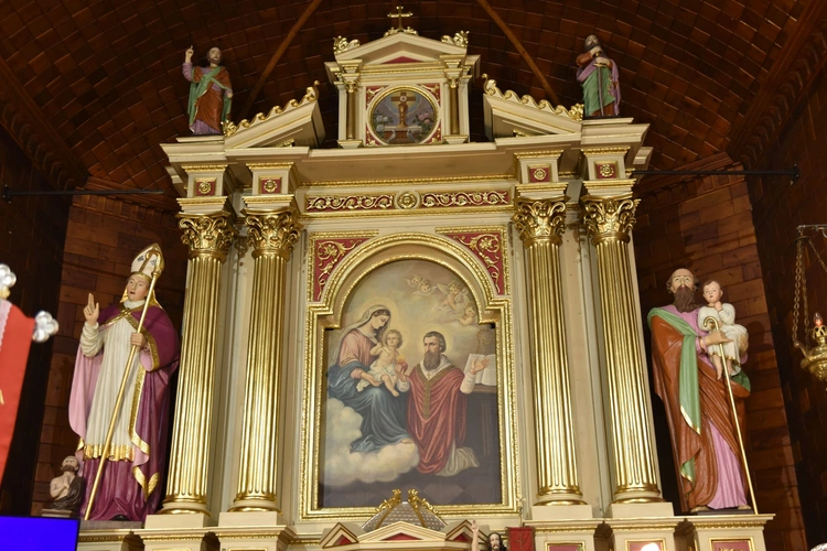 Jamy - 100 lat parafii