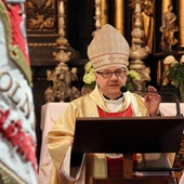 Bp Kiciński na pielgrzymce ludzi pracy: Wszyscy jesteśmy pracownikami w Chrystusowej owczarni