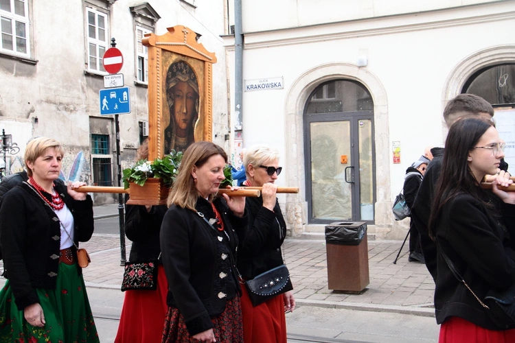 Procesja z Wawelu na Skałkę 2025 