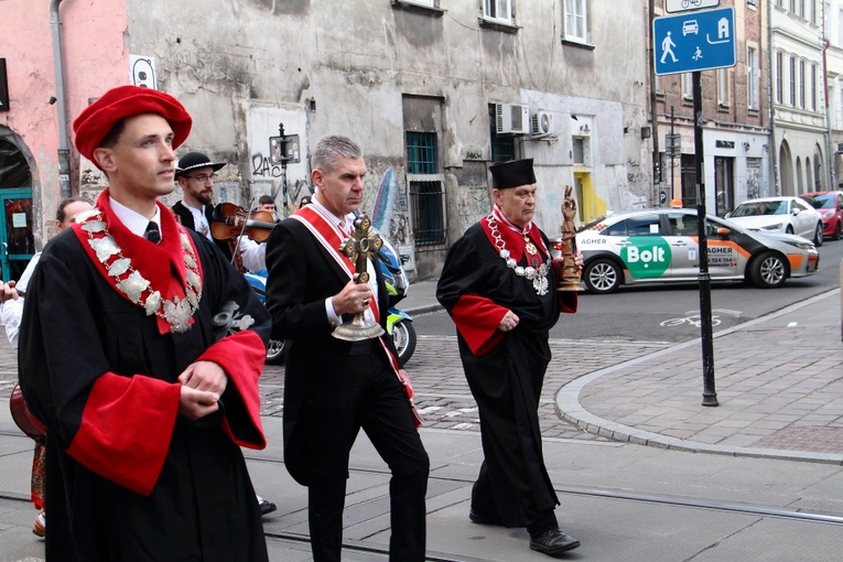 Procesja z Wawelu na Skałkę 2025 