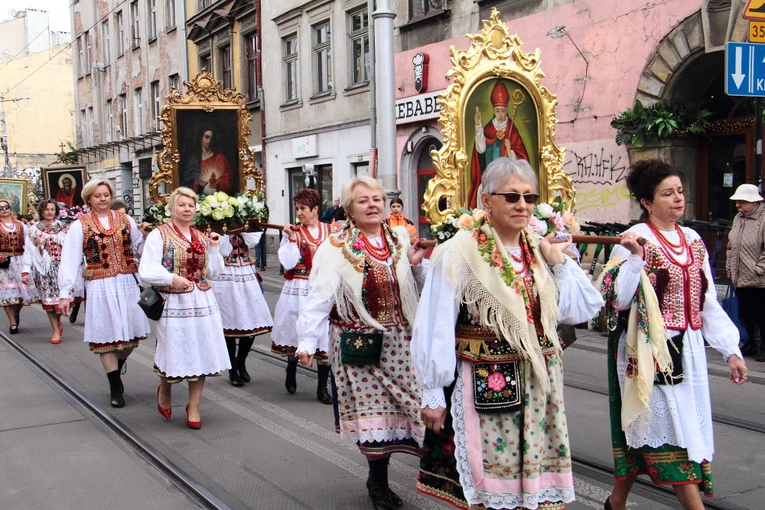 Procesja z Wawelu na Skałkę 2025 