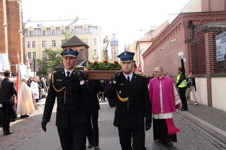 Procesja z Wawelu na Skałkę 2025 