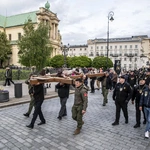 Procesja ku czci Matki Bożej Łaskawej