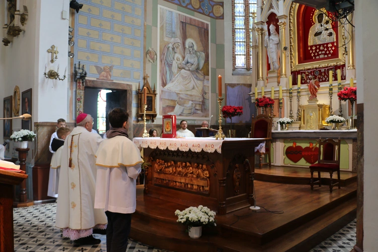 Popowo. Rekolekcje dla nadzwyczajnych szafarzy Komunii Świętej
