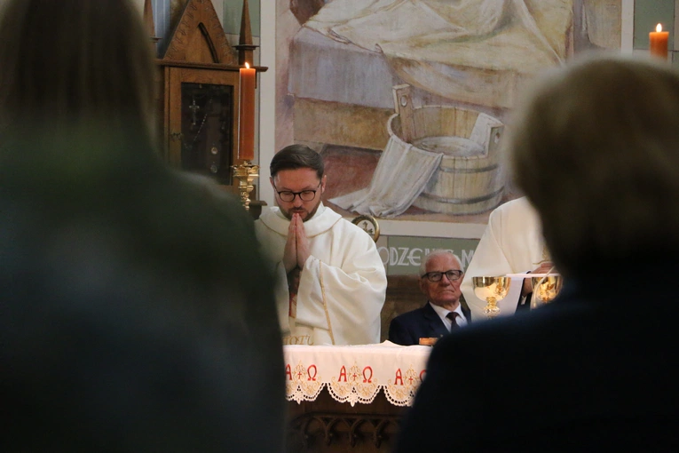 Popowo. Rekolekcje dla nadzwyczajnych szafarzy Komunii Świętej