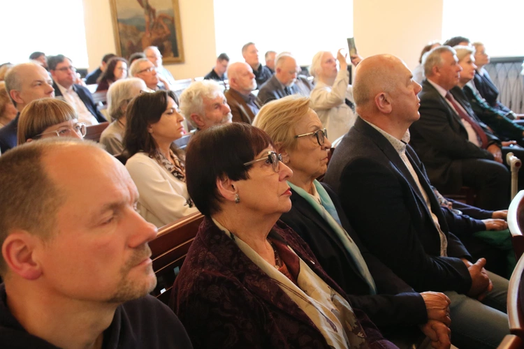 Płock. Konferencja naukowa o Piastach