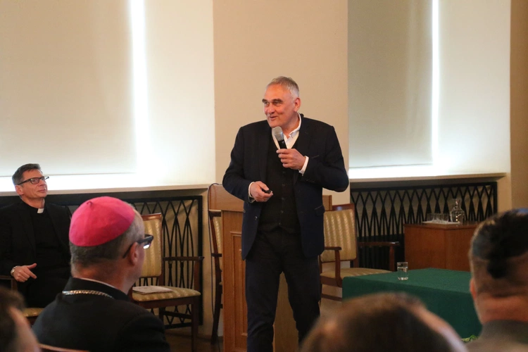 Płock. Konferencja naukowa o Piastach
