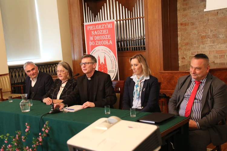Płock. Konferencja naukowa o Piastach