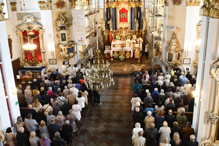 Diecezjalna Pielgrzymka Przyjaciół Paradyża tym razem w Rokitnie