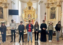 Młodzież wystawiła spektakl o bł. Carlu Acutisie