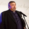 Szukanie Miłosiernych Samarytan, którzy realizują testament papieża Polaka, budując cywilizację miłości, było jego pasją.