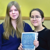 Kornelia i Magdalena  długo przygotowywały  się do recytowania psalmów. 