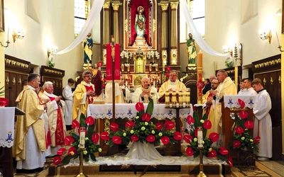 Biskup Frankowski zachęcał wiernych, by żyli pięknem Ewangelii i odważnie  brali odpowiedzialność  za Kościół oraz ojczyznę.