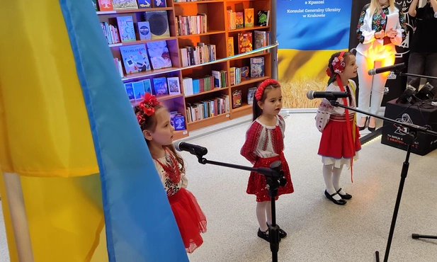 Katowice. „Ukraińska półeczka z książkami” w Bibliotece Śląskiej