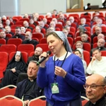 Spotkanie osób zaangażowanych w obronę małoletnich z udziałem sekretarza Papieskiej Komisji ds. Ochrony Małoletnich