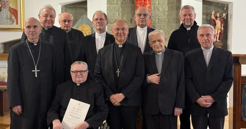 Dziewięciu księży z tytułem kapelana Jego Świątobliwości
