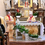 Eucharystia w 30-lecie Katolickiego Ośrodka Adopcyjnego i Opiekuńczego