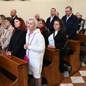 Eucharystia w 30-lecie Katolickiego Ośrodka Adopcyjnego i Opiekuńczego