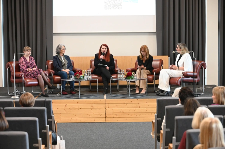 Konferencja pt. "Adopcja: trauma i zdrowienie"