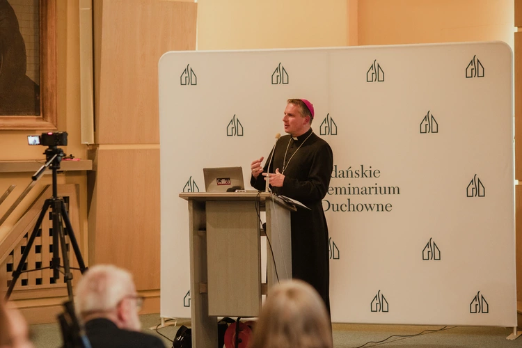 Seminarium "Przeszłość, teraźniejszość, nadzieja"