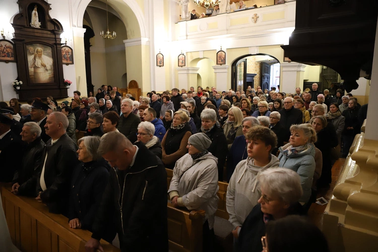 Peregrynacja relikwii św. Wiktorii w Nowym Mieście nad Pilicą