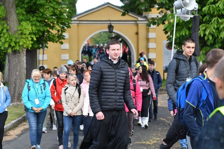 Ruszyła piesza pielgrzymka powołniowa do Rokitna