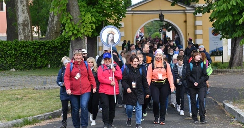 Ruszyła piesza pielgrzymka powołniowa do Rokitna