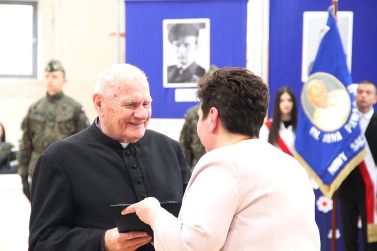 Nowy Sącz. Gala laureatów konkursu "Przywrócić głos niezłomnym..."