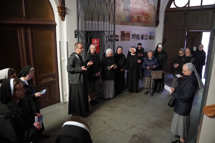 Siostrzana pielgrzymka jubileuszowym szlakiem pojednania