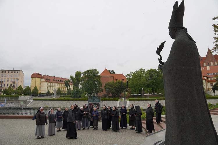 Siostrzana pielgrzymka jubileuszowym szlakiem pojednania
