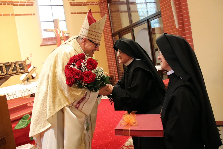 Jubileusz ślubów zakonnych u sióstr pasterek w św. Katarzynie 