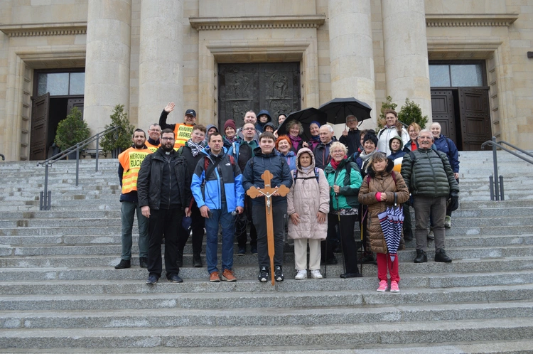 Pielgrzymka dekanatów do archikatedry