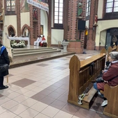 Bp Szkudło: Jesteśmy otoczeni piękną modlitwą