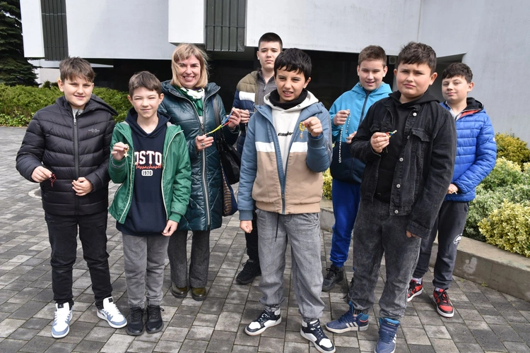 Parafialny kongres róż Żywego Rożańca w Mielcu