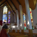 Nowe witraże w Jurkowie k. Czchowa