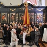 Umbraculum złożone. Gdańsk łączy się z nowym papieżem