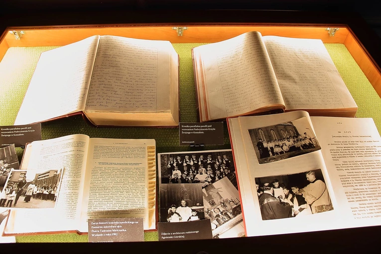 Wystawa o historii pomorskiego Kościoła po wojnie