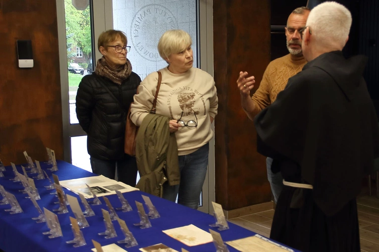 Wystawa o historii pomorskiego Kościoła po wojnie