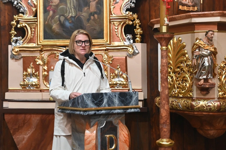 Błogosławieństwo Kościoła opolskiego dla dwóch świeckich misjonarek