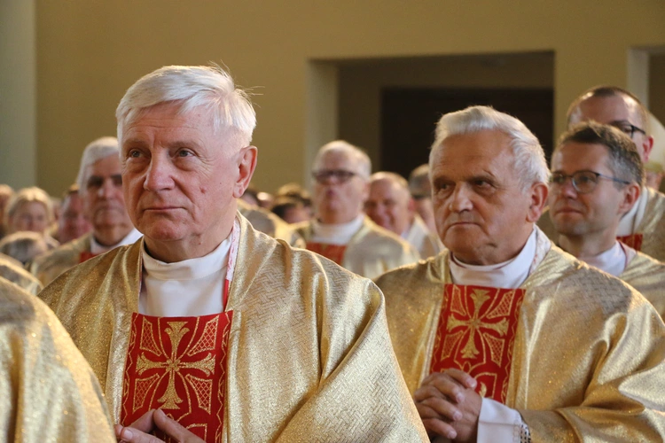 Ciechanów. Ustanowienie sanktuarium św. Jana Pawła II - cz. I