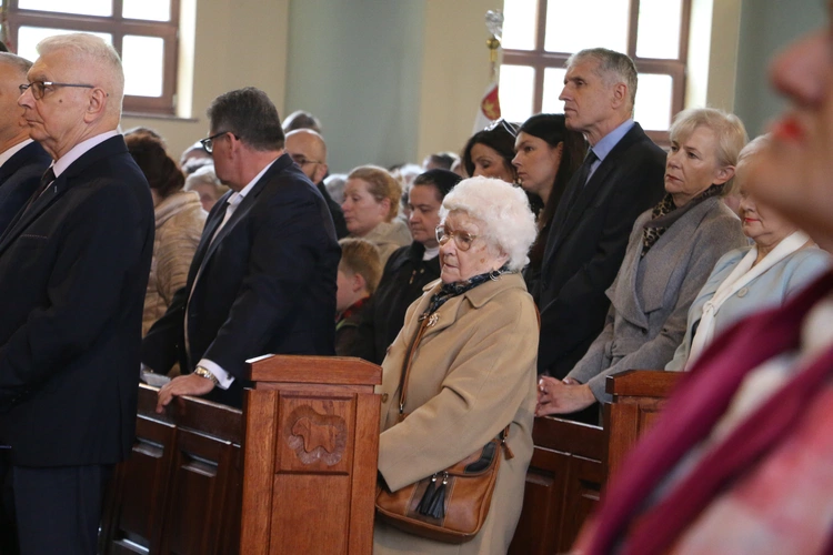Ciechanów. Ustanowienie sanktuarium św. Jana Pawła II - cz. I