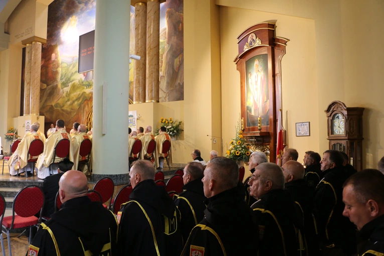 Ciechanów. Ustanowienie sanktuarium św. Jana Pawła II - cz. I