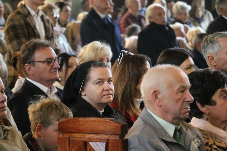 Ciechanów. Ustanowienie sanktuarium św. Jana Pawła II - cz. I