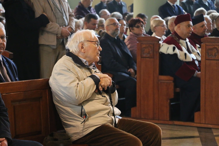 Ciechanów. Ustanowienie sanktuarium św. Jana Pawła II - cz. I